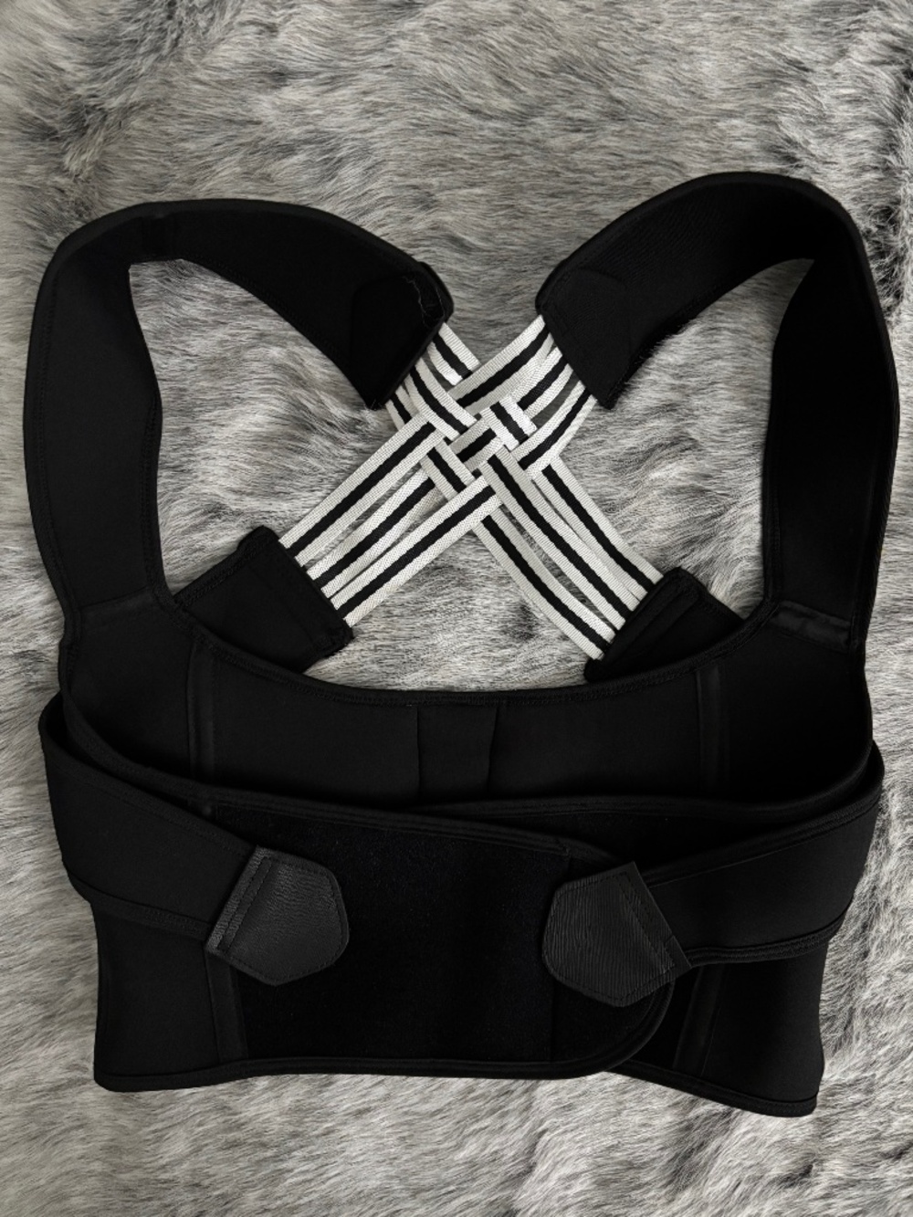 CoreCare Perfect Posture Corrector - Size Medium NWOT